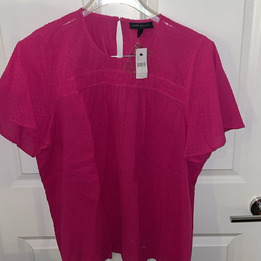 Lane Bryant top - lightweight pink. Size 18. NWT.